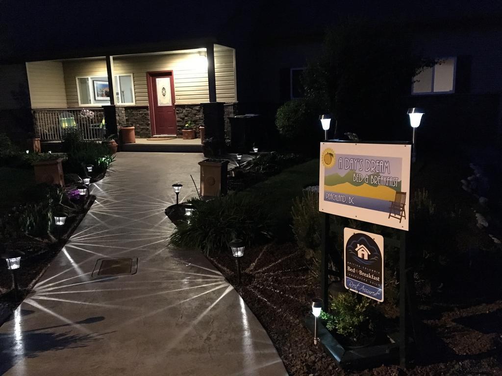 A Day'S Dream B&B Peachland Dış mekan fotoğraf