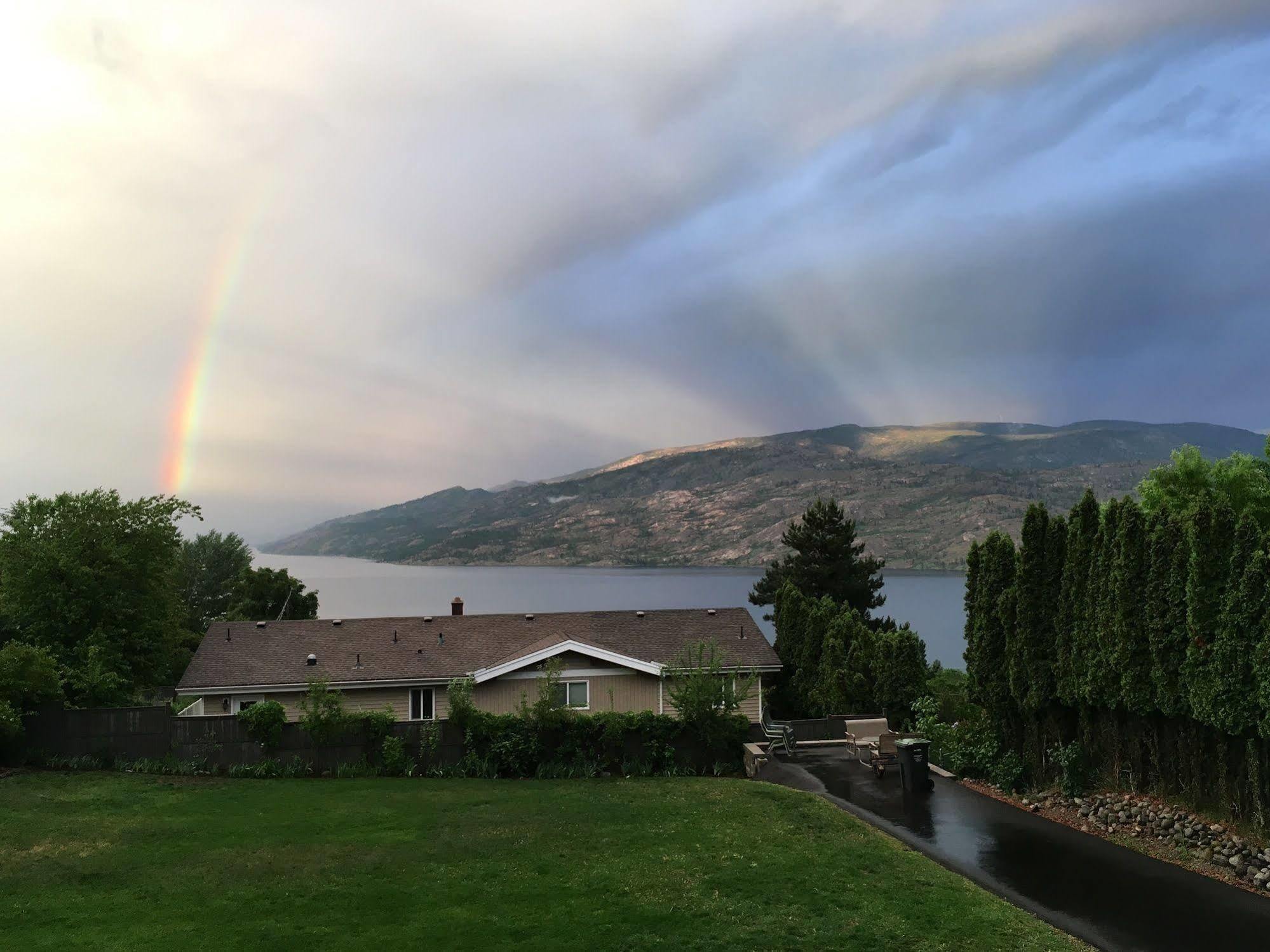 A Day'S Dream B&B Peachland Dış mekan fotoğraf